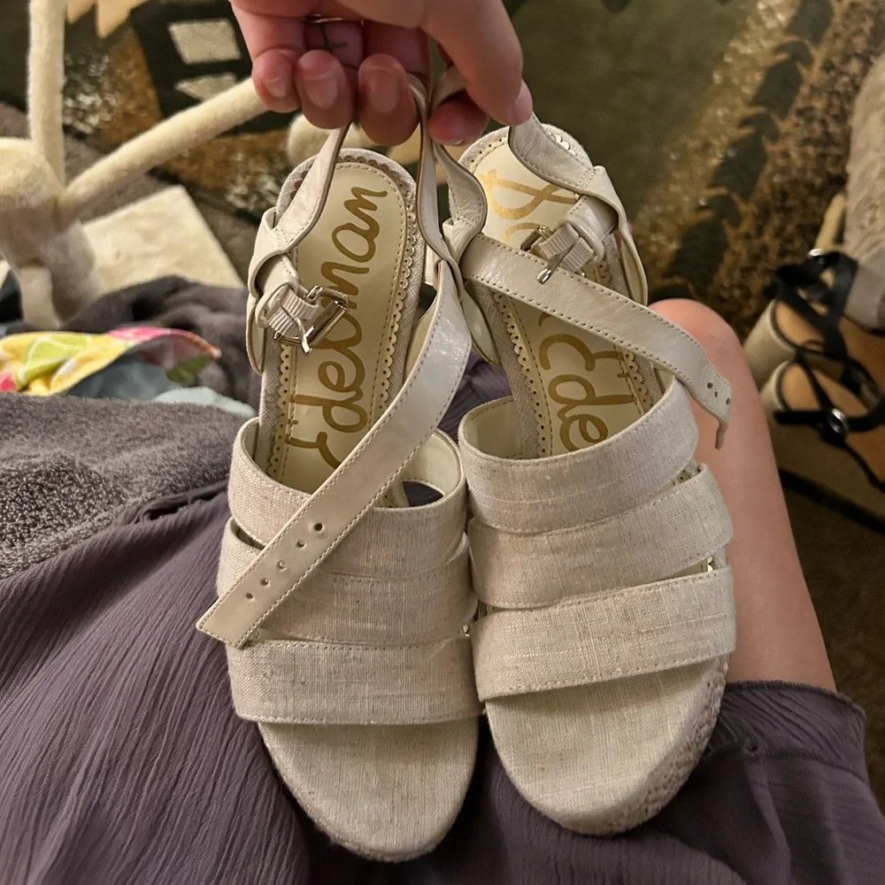 Liora Platform Sandals - Picture 7 of 8